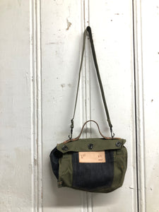 Canvas Shoulder Bag / 4 26 24