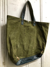 Carry-All Tote Bag / 4 3 28