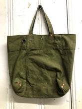 Carry-All Tote Bag / 4 3 29