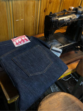 Old American Industrial Jeans Making Presentation