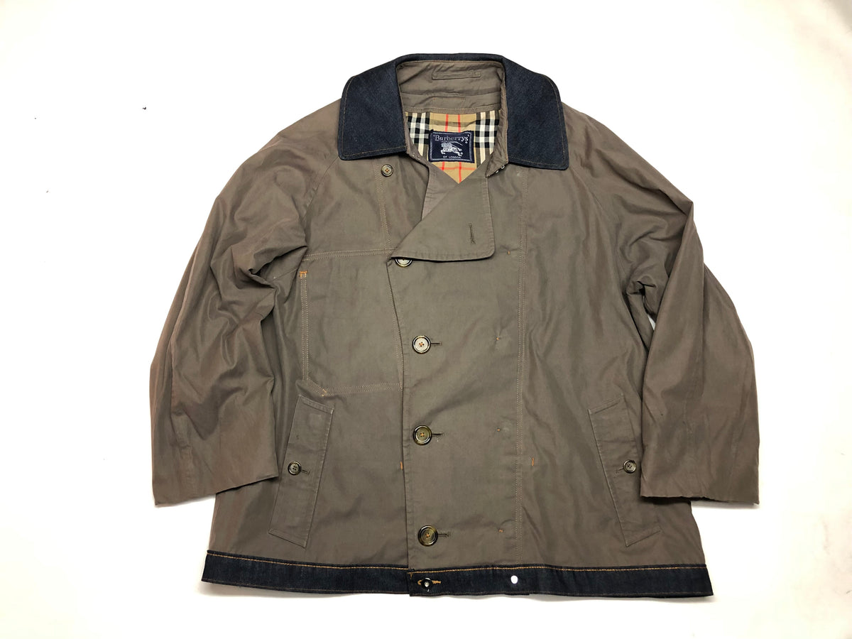 item 226 / Reversible Jacket / L – First Standard