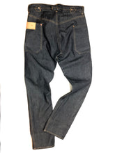 item 255 / Pleated Jeans / M